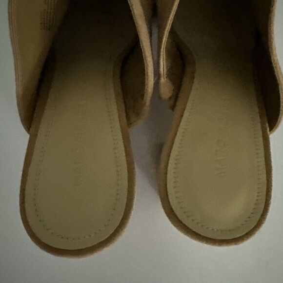 Marc Fisher Peep Toe Suede Block Heel Shoes Dafne In Cognac Mule 8M Sandal NWOB - Picture 4 of 7